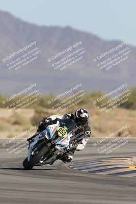 media/Oct-04-2025-CVMA (Sat) [[408bcdd6e4]]/Race 13-Amateur Supersport Open/